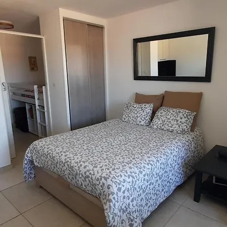 419, Port Venus Au Village Naturiste Agde